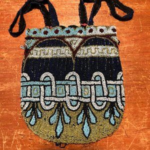 Beautiful Antique Victorian Beaded Handbag from Late 1800s!